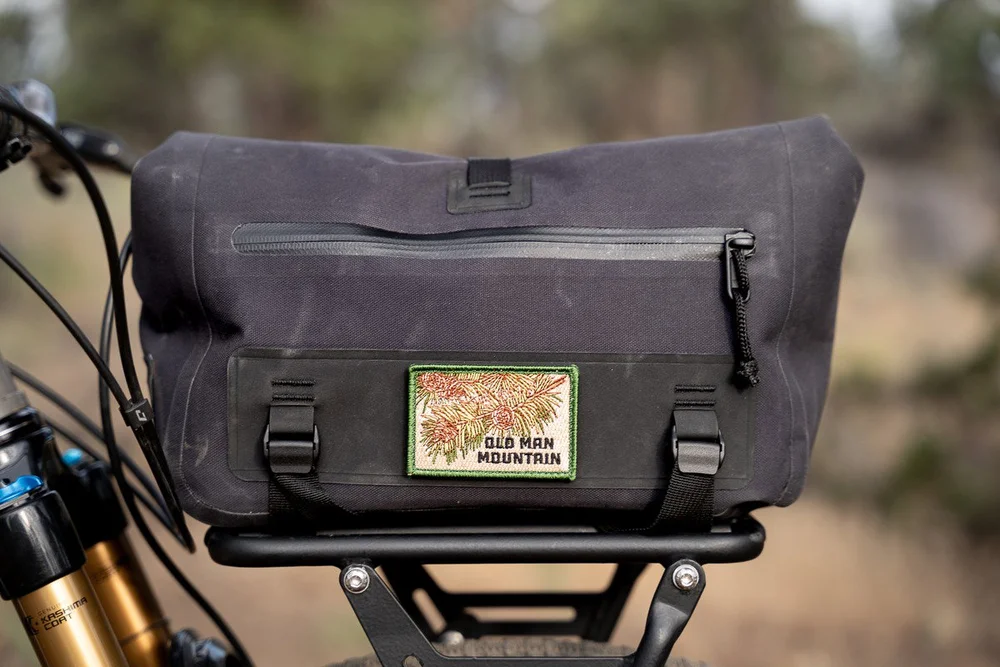 Juniper Trunk Bag v:8214325 Juniper Trunk Bag v:8214325